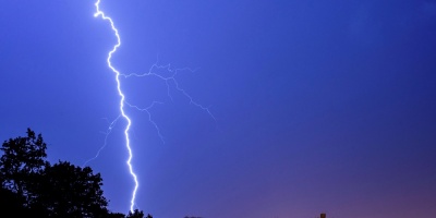 Tormentas el�ctricas y precipitaciones escasas en gran parte del pa�s desde la tarde noche del martes 16