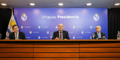 El Grupo Asesor Cient�fico Honorario asegur� que es "esencial" tomar medidas que restrinjan la movilidad para frenar la pandemia