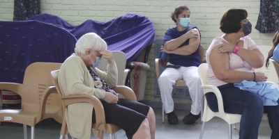 150 abuelos del Pi�eyro del Campo ya fueron inmunizados con Pfizer