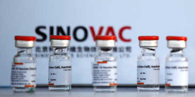 La vacuna Coronavac de mayor uso en Uruguay ha resultado eficaz para combatir la cepa P1 originaria de Manaos, Brasil