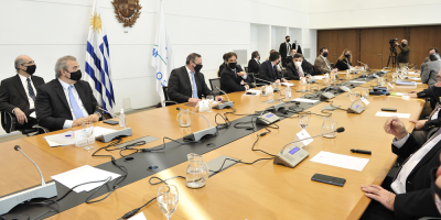 El gobierno analiza nuevas medidas para reducir el aumento de contagios