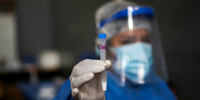 Casi 2.700 casos marcaron un nuevo r�cord de la pandemia en el pa�s