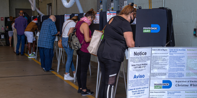 Casi el 70 % en EEUU apoya abrir una senda para la ciudadan�a a los migrantes