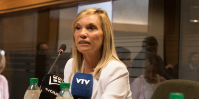 Vicepresidenta  Argim�n, exhort� a los uruguayos a cuidarse y admiti� que la nueva cepa del virus genera �temor e incertidumbre�