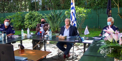 Larra�aga mantuvo reuni�n con jefes de Polic�a para evitar aglomeraciones en Turismo