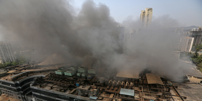 Al menos 10 muertos en un incendio en hospital para casos de covid en India