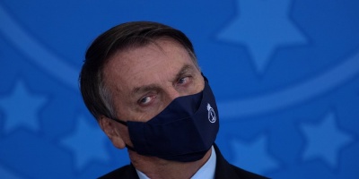 Brasil: renunciaron dos ministros clave en un mismo d�a