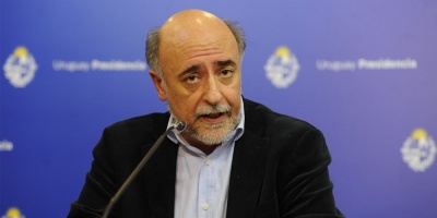 Mieres anunci� subsidio por enfermedad para trabajadores de la salud y los cuidados