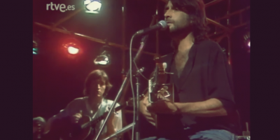 M�sicos como Sabina, Estopa y Dani Mart�n versionan "Pasaba por aqu�" de Aute