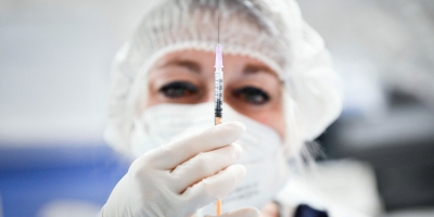 Italia suma 23.600 contagios y alarga sus restricciones contra la pandemia