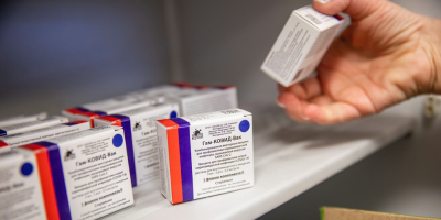 Rusia dice que producci�n extranjera de vacuna alcanzar� plena capacidad este mes