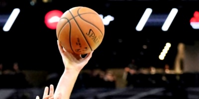 Nets meten miedo; Nuggets, verdugos de Clippers