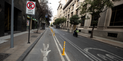 Chile amaneci� con fronteras cerradas y nuevo toque de queda para frenar casos