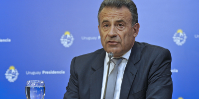 Diputado del FA indic� que Salinas debe renunciar por "descontrol de gesti�n"