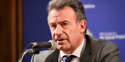 Cient�ficos respaldaron gesti�n de Salinas ante pedido de renuncia