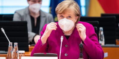 Merkel, partidaria de un nuevo cierre de la vida p�blica para todo el pa�s