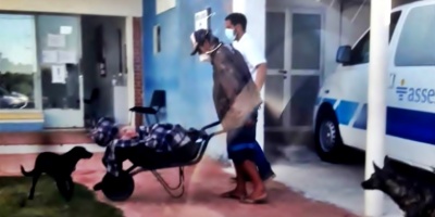 Abren investigaci�n en la policl�nica de Isidoro Nobl�a tras la muerte de un paciente que lleg� al nosocomio trasladado en una carretilla
