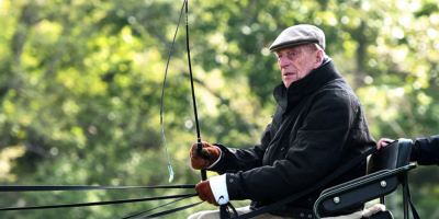 Los brit�nicos lloran en Buckingham la muerte de su "abuelo"