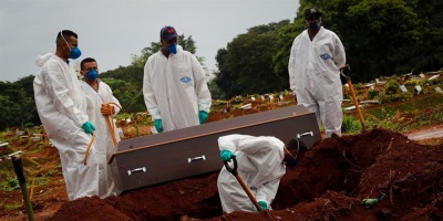 Los casos de covid-19 superan los 134,7 millones en el mundo, seg�n la JHU