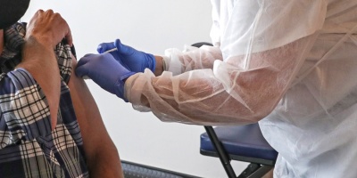 Uruguay supera el mill�n de inoculados con alguna dosis de vacuna anticovid