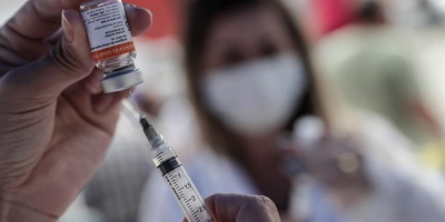 Eficacia de Coronavac aumenta con intervalo mayor entre dosis, seg�n estudio