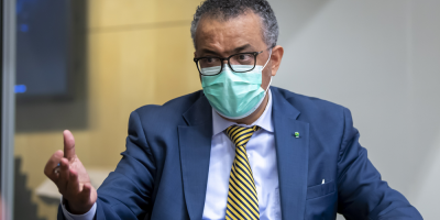 OMS lamenta relajamiento de gente y gobiernos pese a repunte de la pandemia