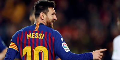 Messi regala camisetas azulgranas para agradecer las vacunas para la Conmebol