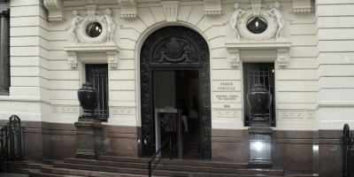 Funcionarios judiciales reclaman prioridad en vacunaci�n anti covid