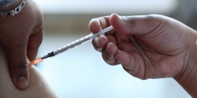 Canad� se niega a suspender el uso de la vacuna de AstraZeneca