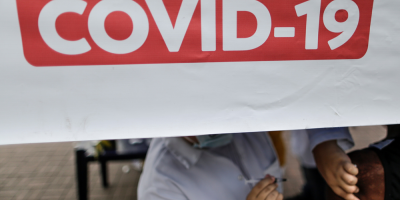 Vacunan por equivocaci�n a 46 brasile�os contra la covid en lugar de la gripe