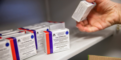 Rusia y empresa china producir�n m�s de 100 millones de dosis de la Sputnik V