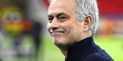 El Tottenham Hotspur despide a Mourinho