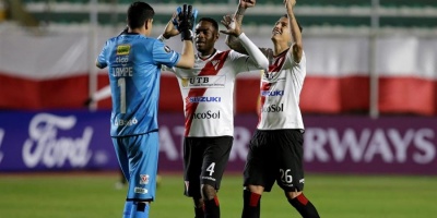 Saucedo y Algara�az dan a Always primer triunfo en Libertadores