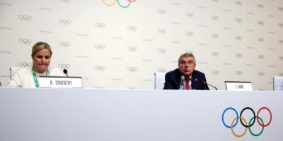 Las manifestaciones y protestas solidarias seguir�n vetadas en los estadios