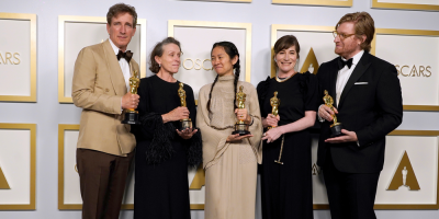 "Nomadland" domin� los �scars con tres premios, incluido mejor pel�cula