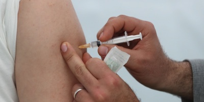 Qued� inaugurado este lunes un nuevo vacunatorio en el Centro Auxiliar de Santa Luc�a