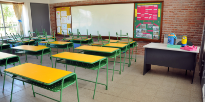 Gobierno mantiene medidas y marc� regreso gradual a la presencialidad en aulas