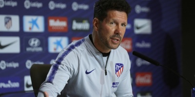 Simeone: "Hace bien al f�tbol espa�ol que cuatro equipos compitan por ganar"