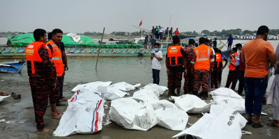 Al menos 26 muertos al volcar una embarcaci�n con pasajeros en Bangladesh