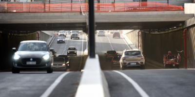 Habilitan circulaci�n en ambos sentidos por t�nel de avenida Italia