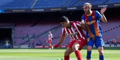 Barcelona y el Atl�tico de Madrid empatan el partido por el liderato
