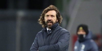 Pirlo no piensa dimitir: "Seguir� hasta que se me permita"