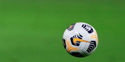 El uruguayo Novick, el cortafuegos de Universitario