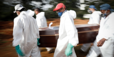 Brasil registra el menor promedio diario de muertes en casi dos meses