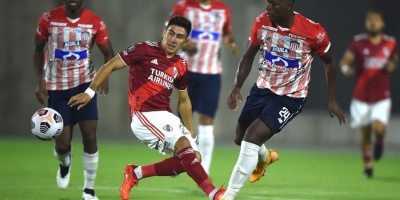 River saca en el final punto a Junior con disturbios fuera del estadio