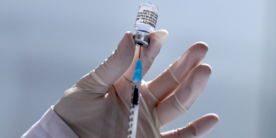 Cient�ficos uruguayos discutir�n aprobaci�n de tres nuevas vacunas anticovid