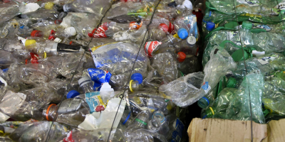 Espa�a gravar� los pl�sticos de un solo uso y los vertederos