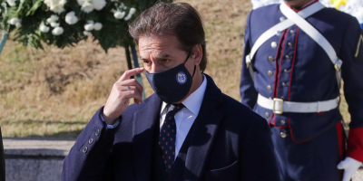 Lacalle Pou suspendi� viaje a Ecuador ante fallecimiento de Larra�aga