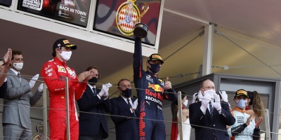 Verstappen toma el liderato y Sainz termin� segundo en M�naco