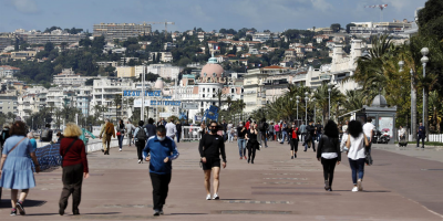 Los nuevos contagios en Francia bajan por debajo de los 10.000